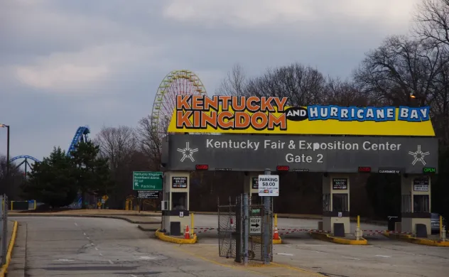 Kentucky Kingdom Accident in Six Flags and Superman Tower of Power