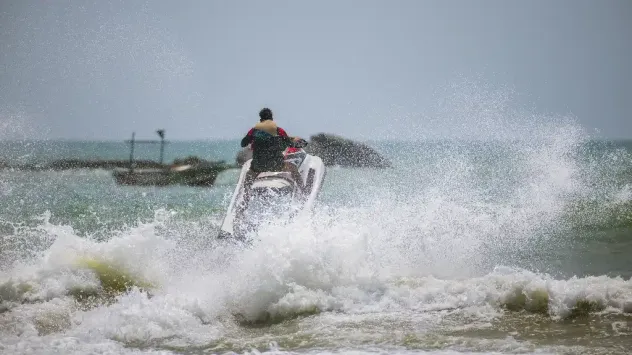 Boating accident involving a personal watercraft